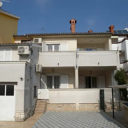 Daire Two-bedroom In Ii