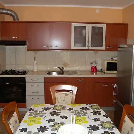 Two-bedroom In Ii Пула