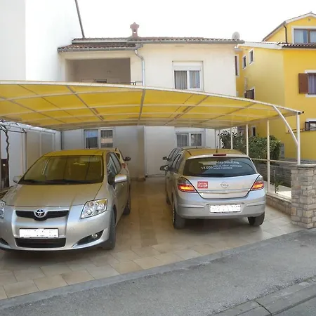 Two-bedroom In Ii Apartman Póla