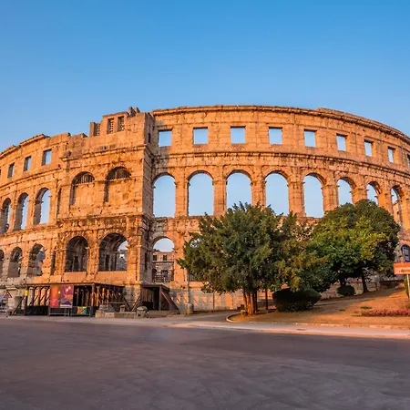 Two-bedroom In Ii Apartman Póla