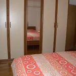 Two-bedroom In Ii 公寓 *